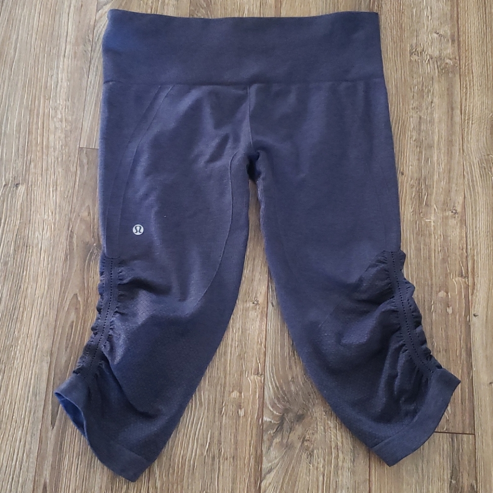 Lululemon In The Flow Crop - Picture 4 of 8
